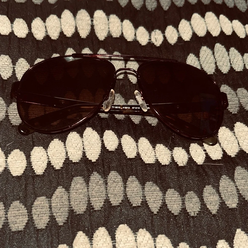 Tory Burch Burgandy Sunglasses - Picture 1 of 9